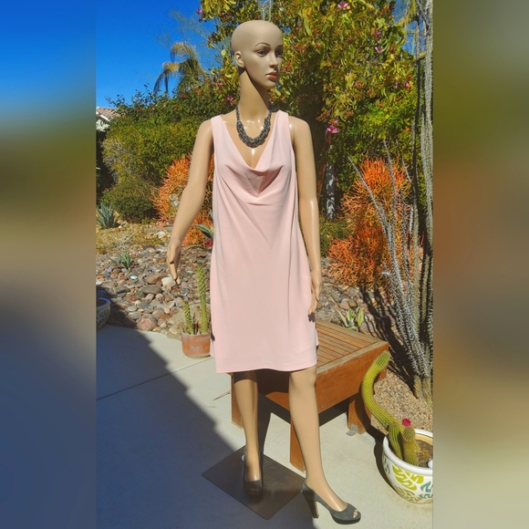 ALICE & OLIVIA NWT- Harmony Mini Racerback Dress in Blush - Picture 3 of 14